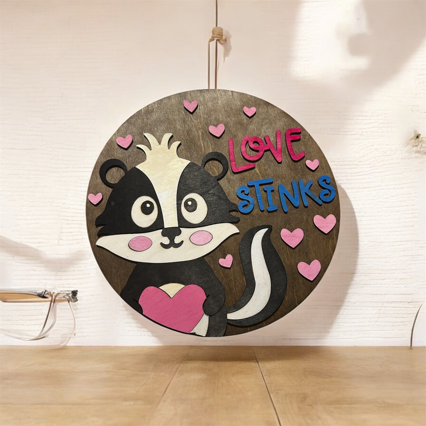 Love Stinks Wall Decor